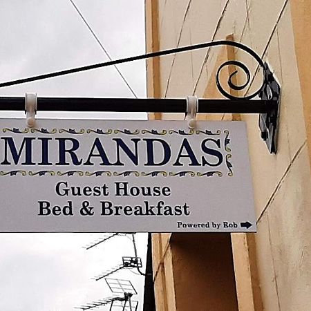 Mirandas Guest House Бервик-апон-Твид Экстерьер фото